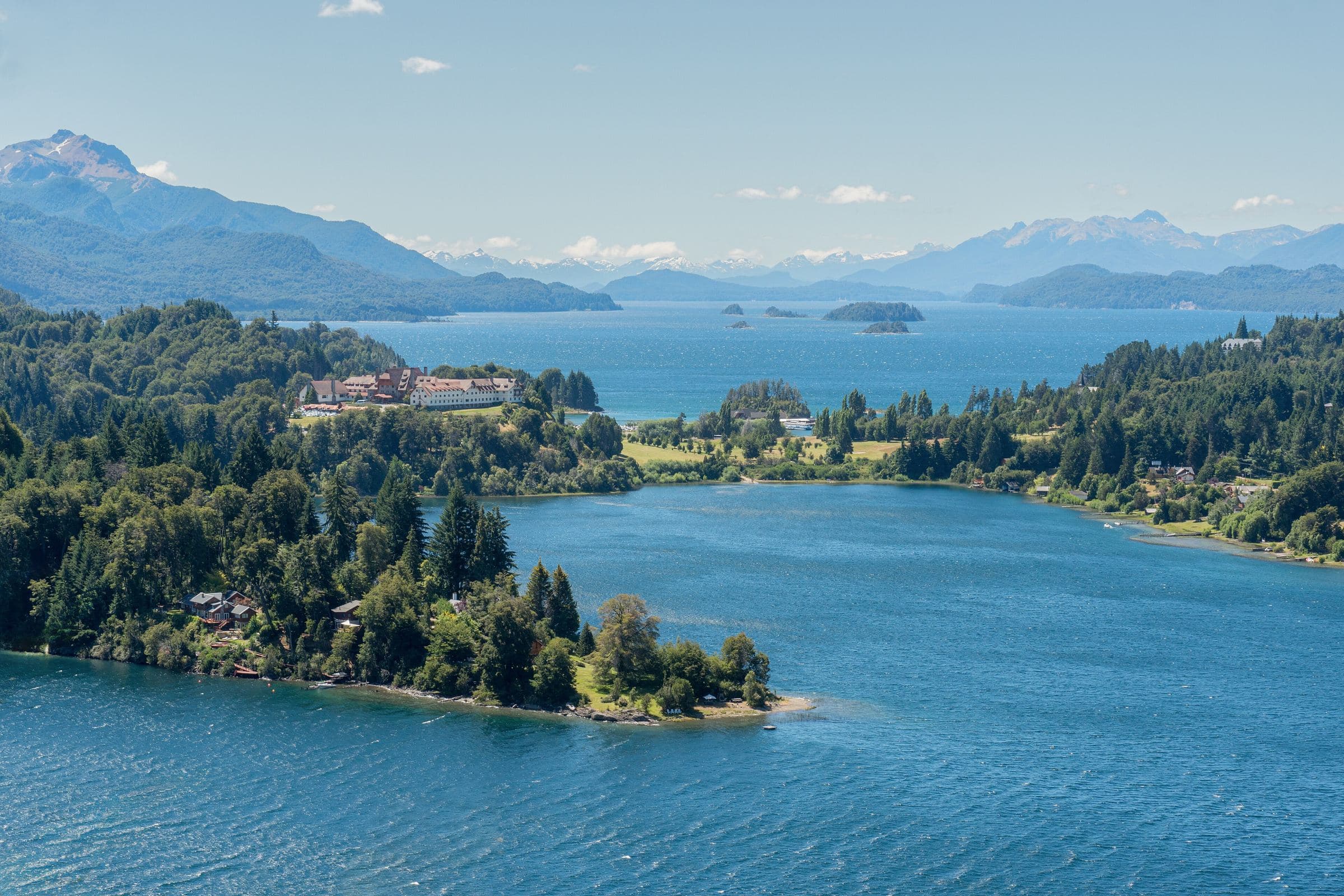 Península de Llao Llao y el lago Nahuel Huapi, en Bariloche